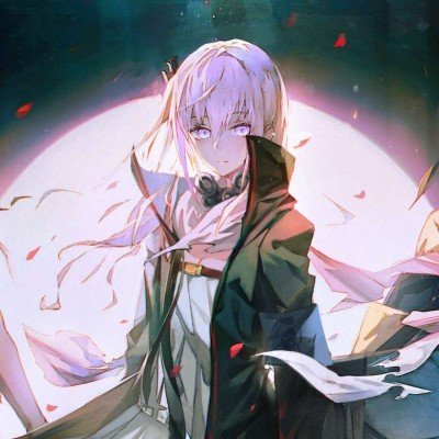一只熊吃掉了40磅冰淇淋后昏迷了两天
